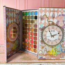 Косметика 50 цветов теней в коробке.