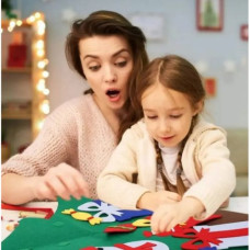 Набор для творчества "Фетровая елка", игрушки на липучках + гирлянда (высота - 95 см)