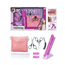 Набор парикмахера QY 014 (36) стайлер на батарейках, расческа, ножницы, фартук, бигуди, в коробке Набор парикмахера QY 014 (36) стайлер на батарейках, расческа, ножницы, фартук, бигуди, в коробке