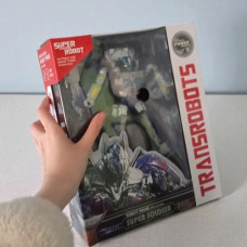 Трансформер, свет. звук, аксессуары, в коробке 30х24х8*5 см.