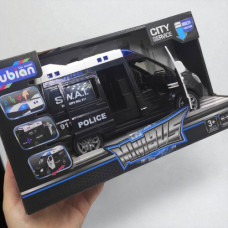 Машина "Полиция" инерционная, озвученная, со светом, в коробке (30*16,5*12,5 см) Машина "Полиция" инерционная, озвученная, со светом, в коробке (30*16,5*12,5 см)