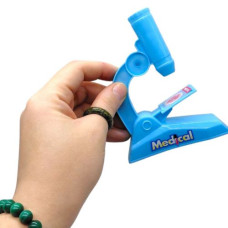 Игровой набор "Маленький врач" 12 деталей (голубой) Игровой набор "Маленький врач" 12 деталей (голубой)