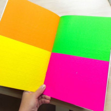 Книжка-раскраска "Neon Stickers book: Девичье королевство" Книжка-раскраска "Neon Stickers book: Девичье королевство"