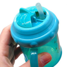 Поилка-непроливайка с ручками и силиконовой трубочкой 200 мл (РОЗОВАЯ)