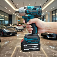 Гайковерт аккумуляторный безщеточный 2 АКБ (48V, 4AH) + набор инструментов в кейсе Гайковерт аккумуляторный безщеточный 2 АКБ (48V, 4AH) + набор инструментов в кейсе