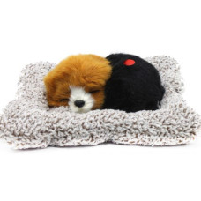 Собачка-пушистик на коврике, вид 4