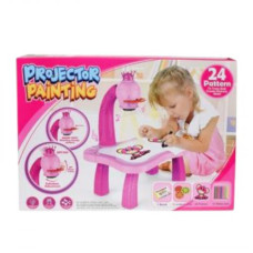 Столик с проектором, на батарейках, музыка, 3 диска, фломастеры, в коробке Столик с проектором, на батарейках, музыка, 3 диска, фломастеры, в коробке